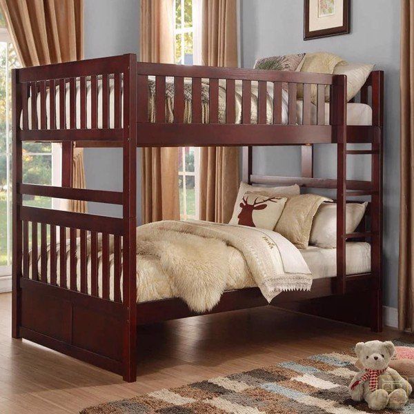 Giường gỗ thường đi kèm thiết kế đa dạng.