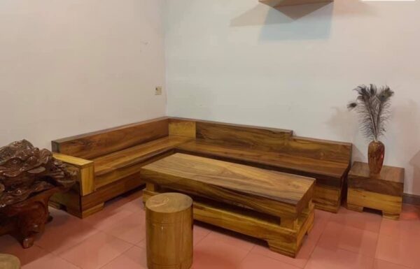đồ nội thất làm bằng gỗ dâu rừng