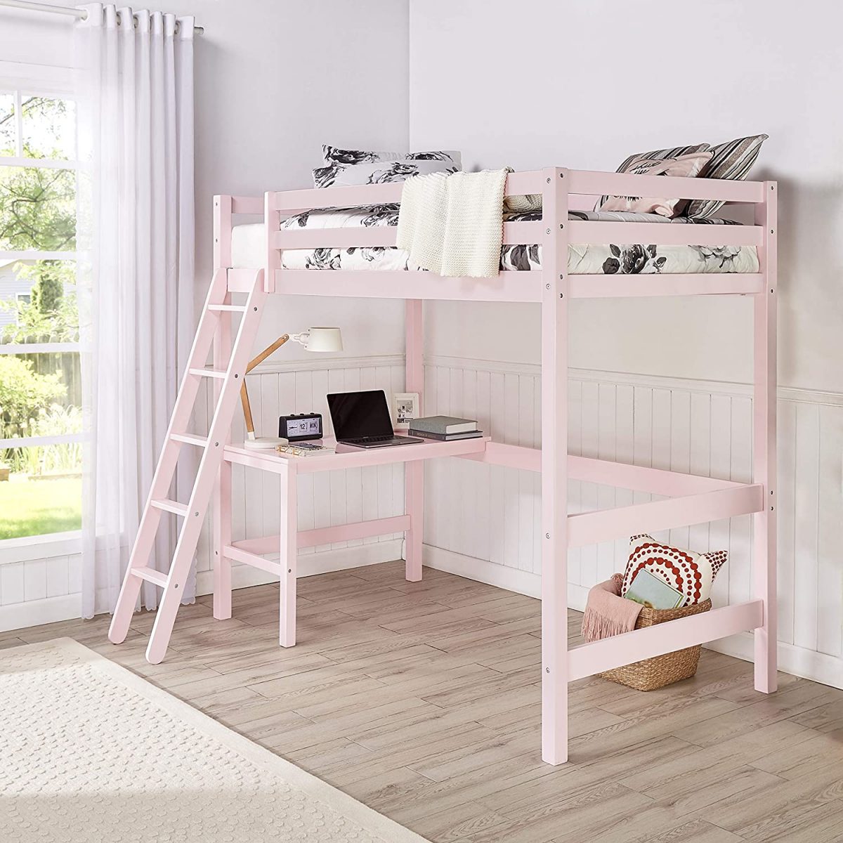 Mẫu phòng ngủ bé gái với giường tầng màu hồng