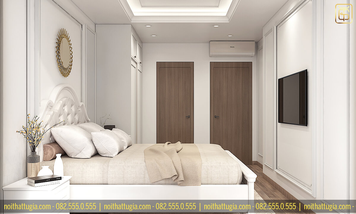 Phòng ngủ master được bày trí đồ nội thất sang trọng với đèn ngủ trang trí đặt cạnh giường