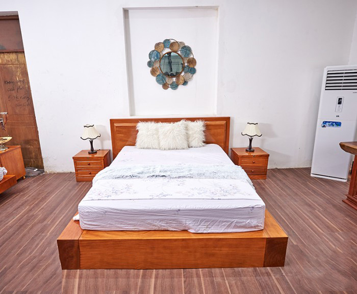 Mẫu giường ngủ đẹp bằng gỗ nguyên khối