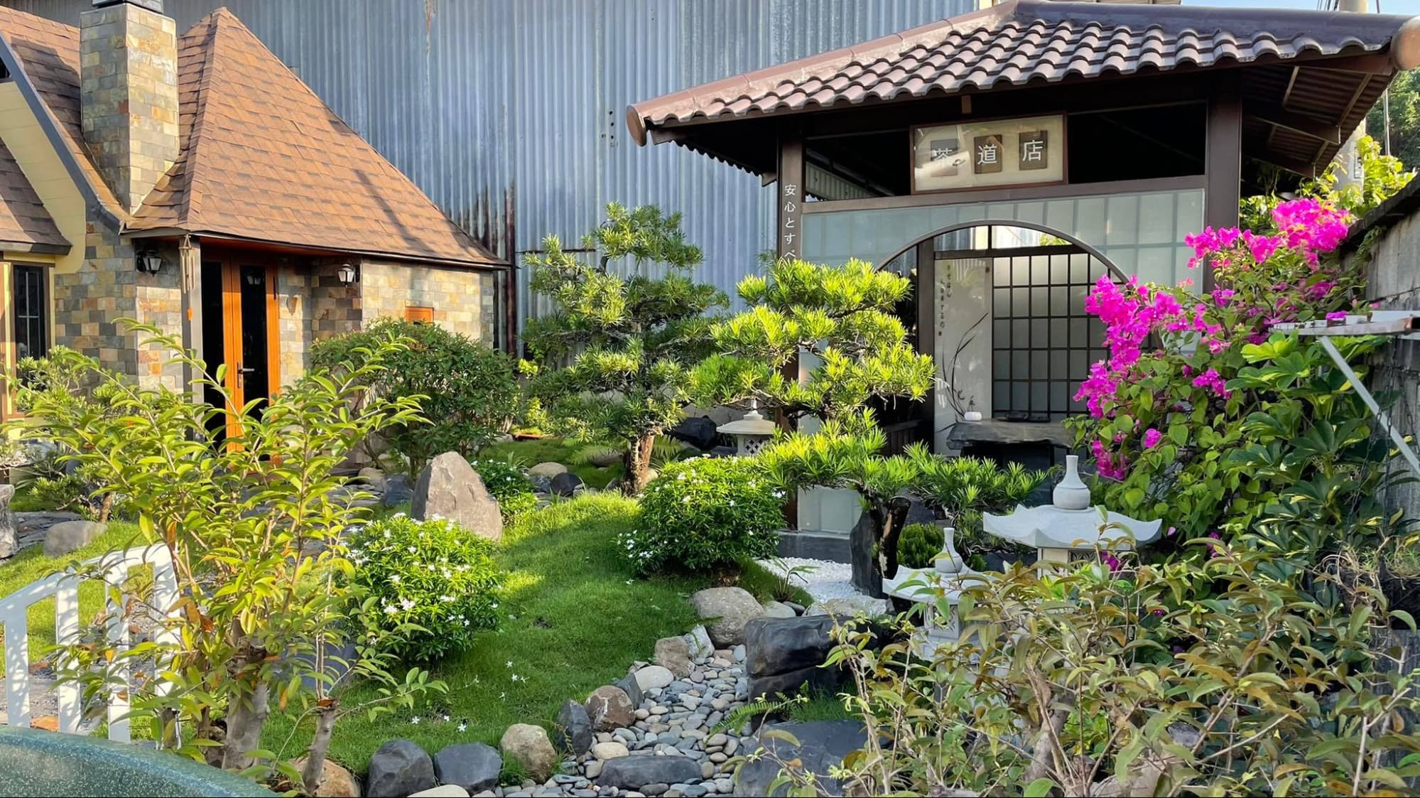 Tìm hiểu đơn vị thiết kế nhà vườn mái Nhật uy tín 