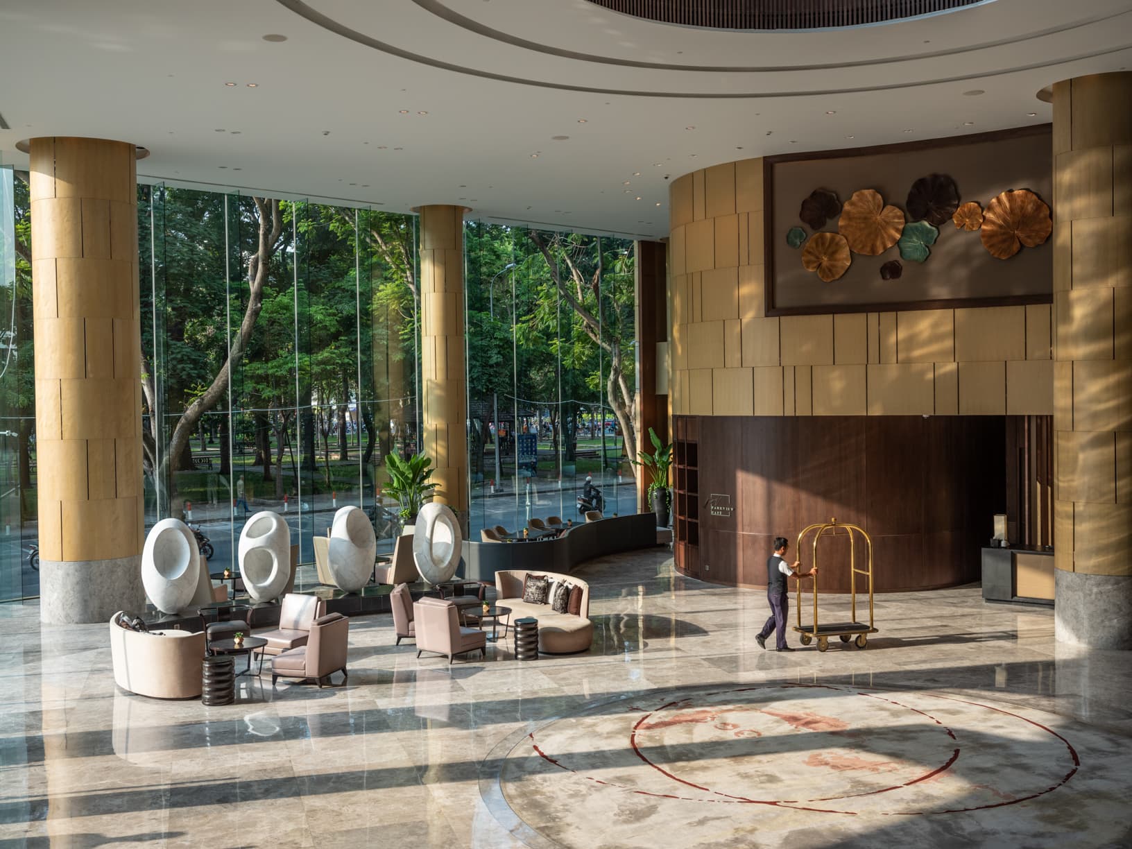 Lựa chọn phong cách thiết kế sảnh khách sạn phù hợp 