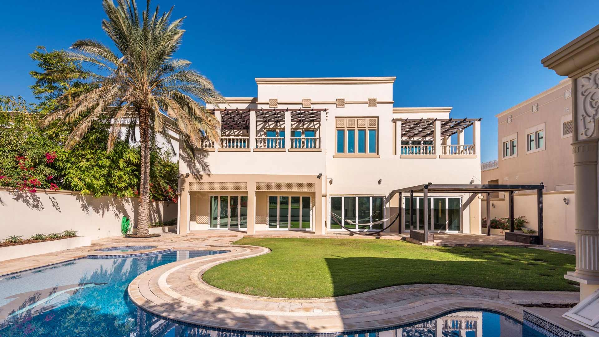 Một trong top 10 căn biệt thự đẹp nhất thế giới nằm tại Dubai - R Sector Villas In Emirates Hills 