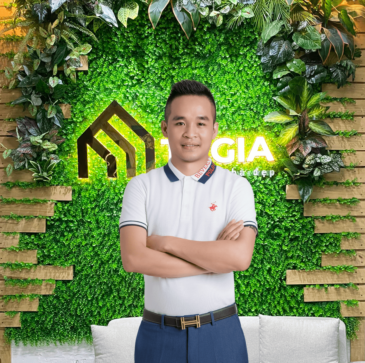KTS Nguyễn Đức Hà - Ông đang là CEO/KTS trưởng tại Nội thất Tứ Gia