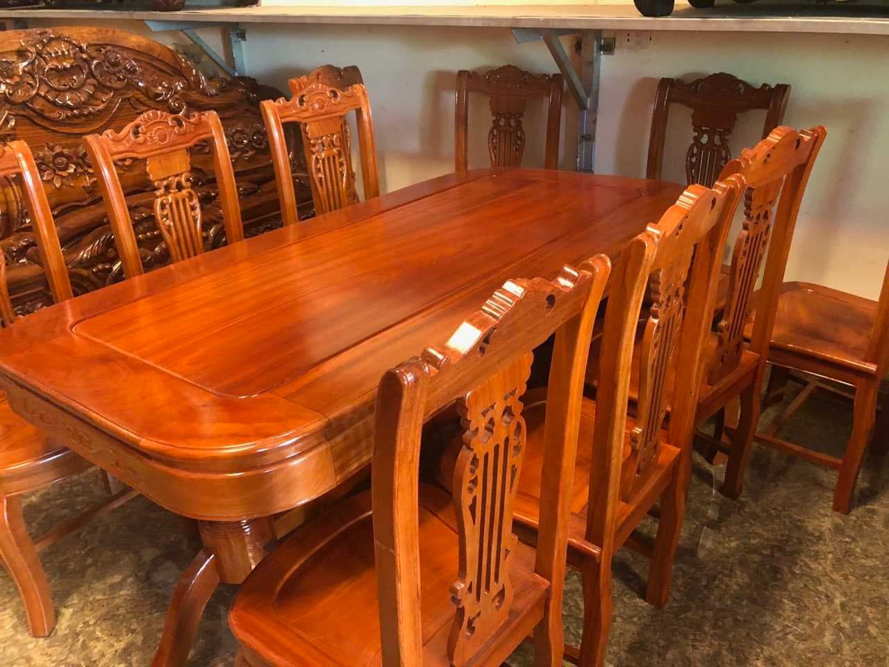 Thiết kế độc đáo của các mẫu bàn ăn gỗ gõ đỏ 6 ghế