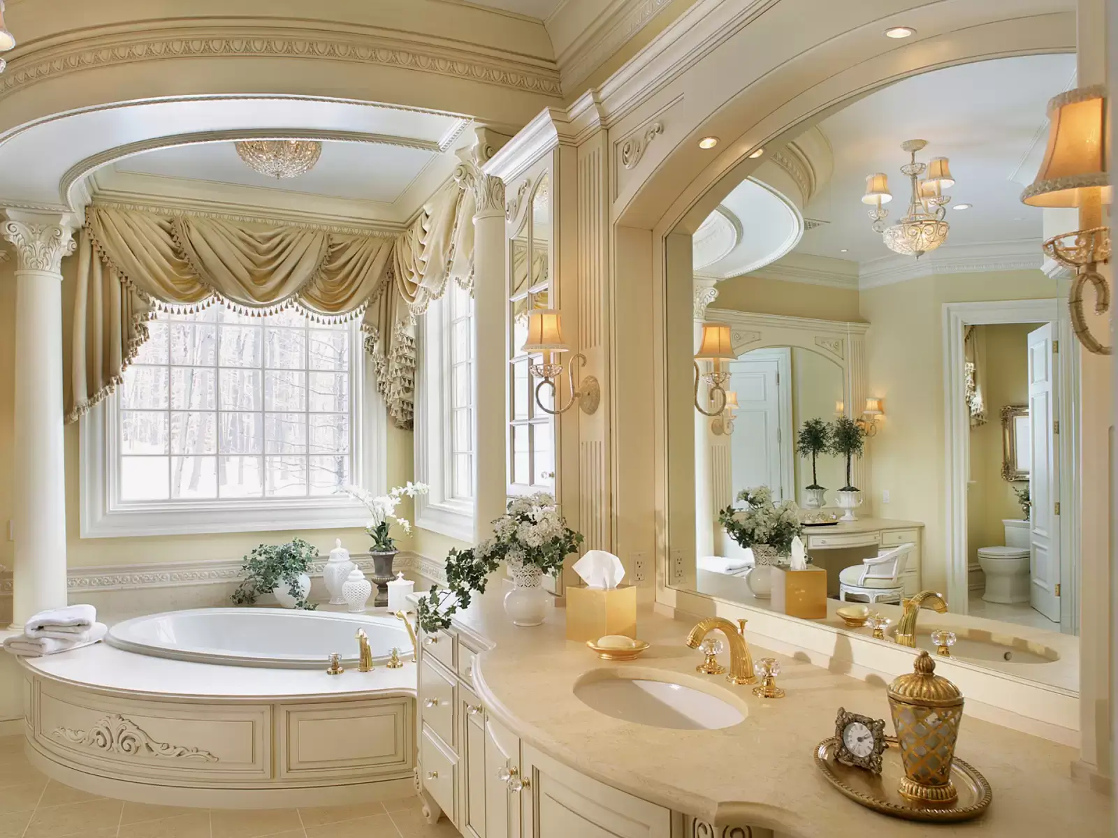 Mẫu đèn trang trí phòng tắm phong cách tân cổ điển sang trọng