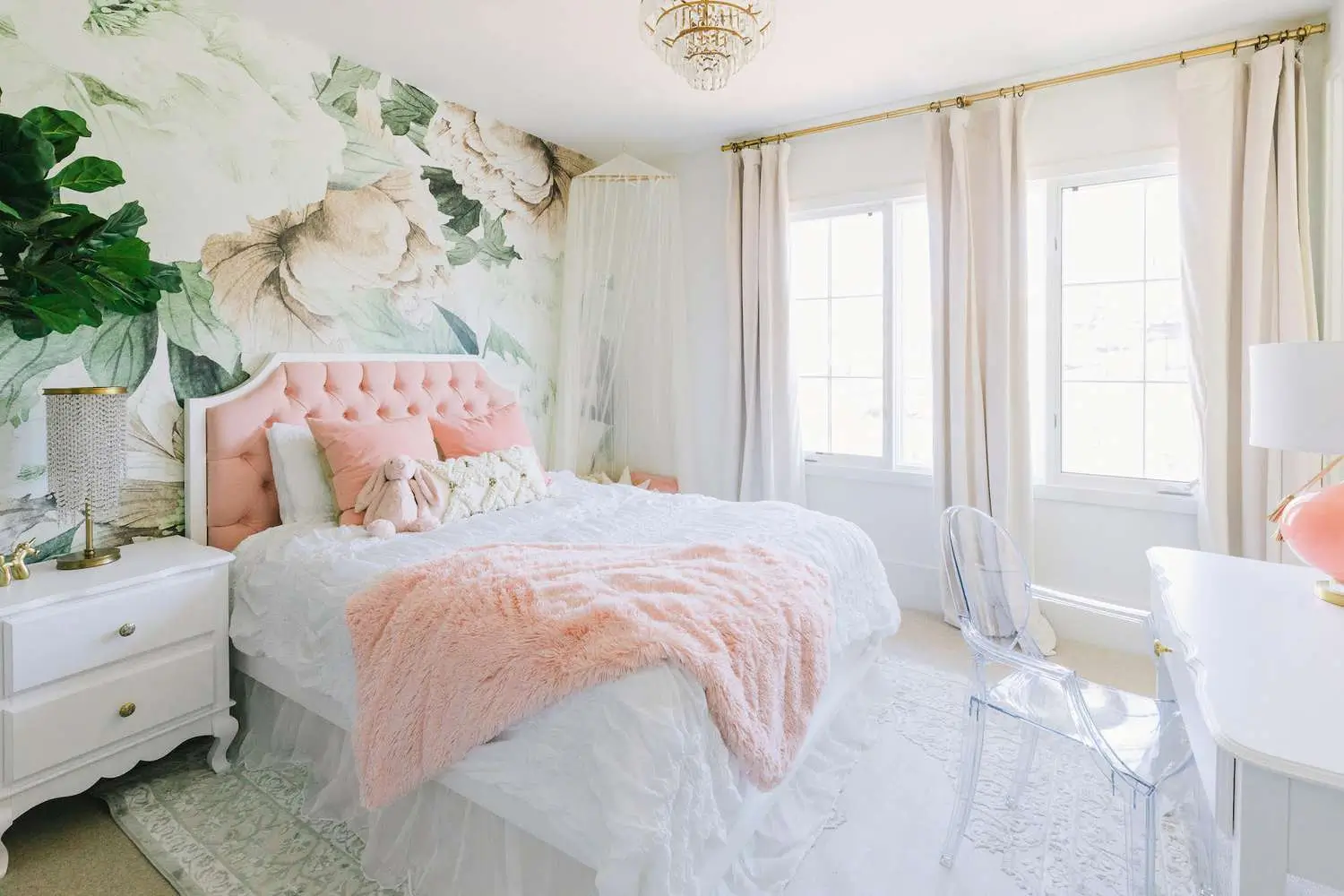 Mẫu phòng ngủ dành cho bé gái trong nhà chung cư đẹp và hiện đại