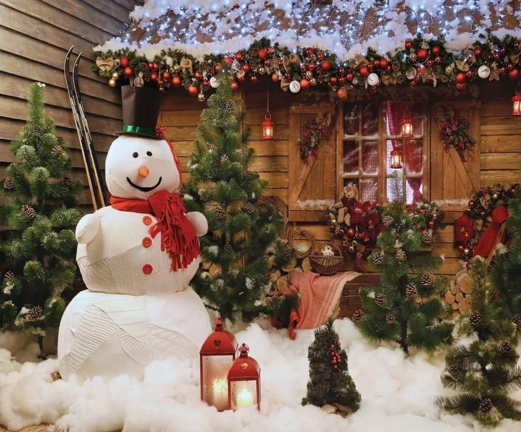 Tham khảo cách trang trí Noel văn phòng bằng người tuyết làm từ bông gòn