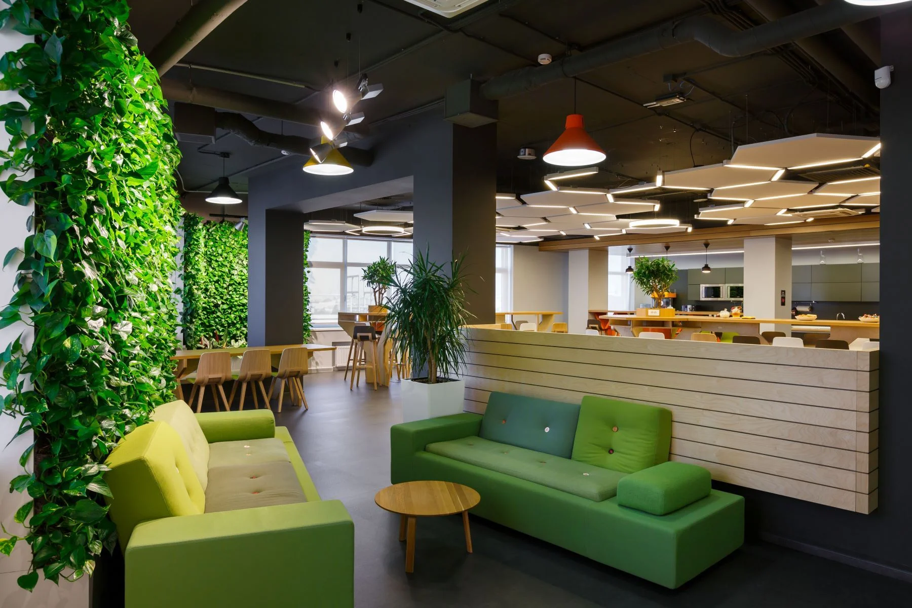 Thiết kế nội thất văn phòng Hà Nội không gian đa năng