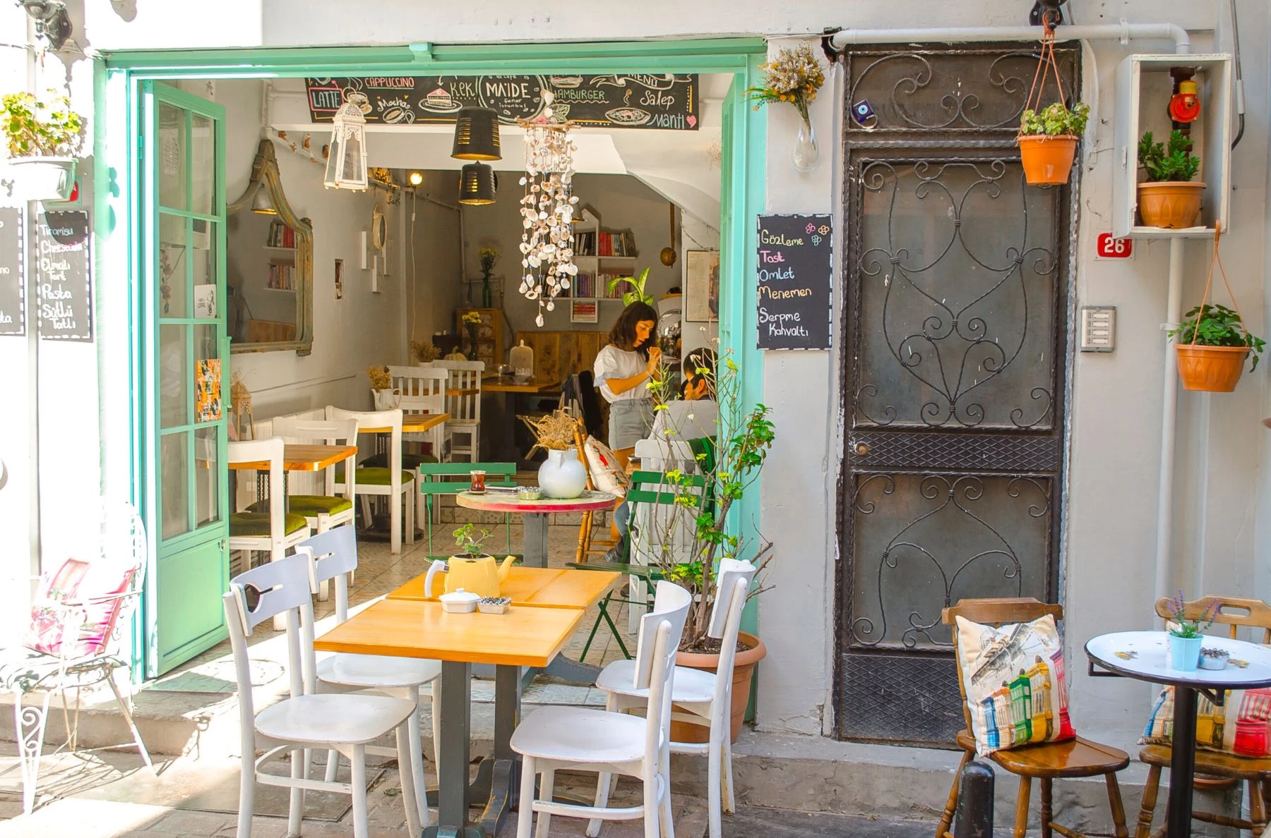 Mẫu quán cafe đơn giản dạng quán cóc đẹp