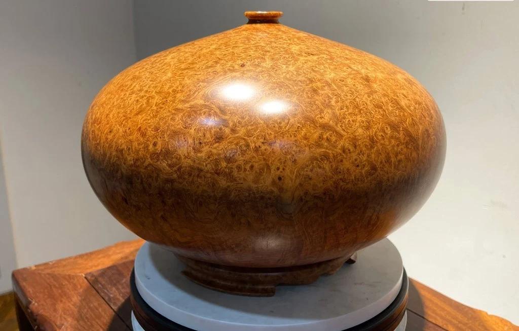 Bình tài lộc gỗ nu hương