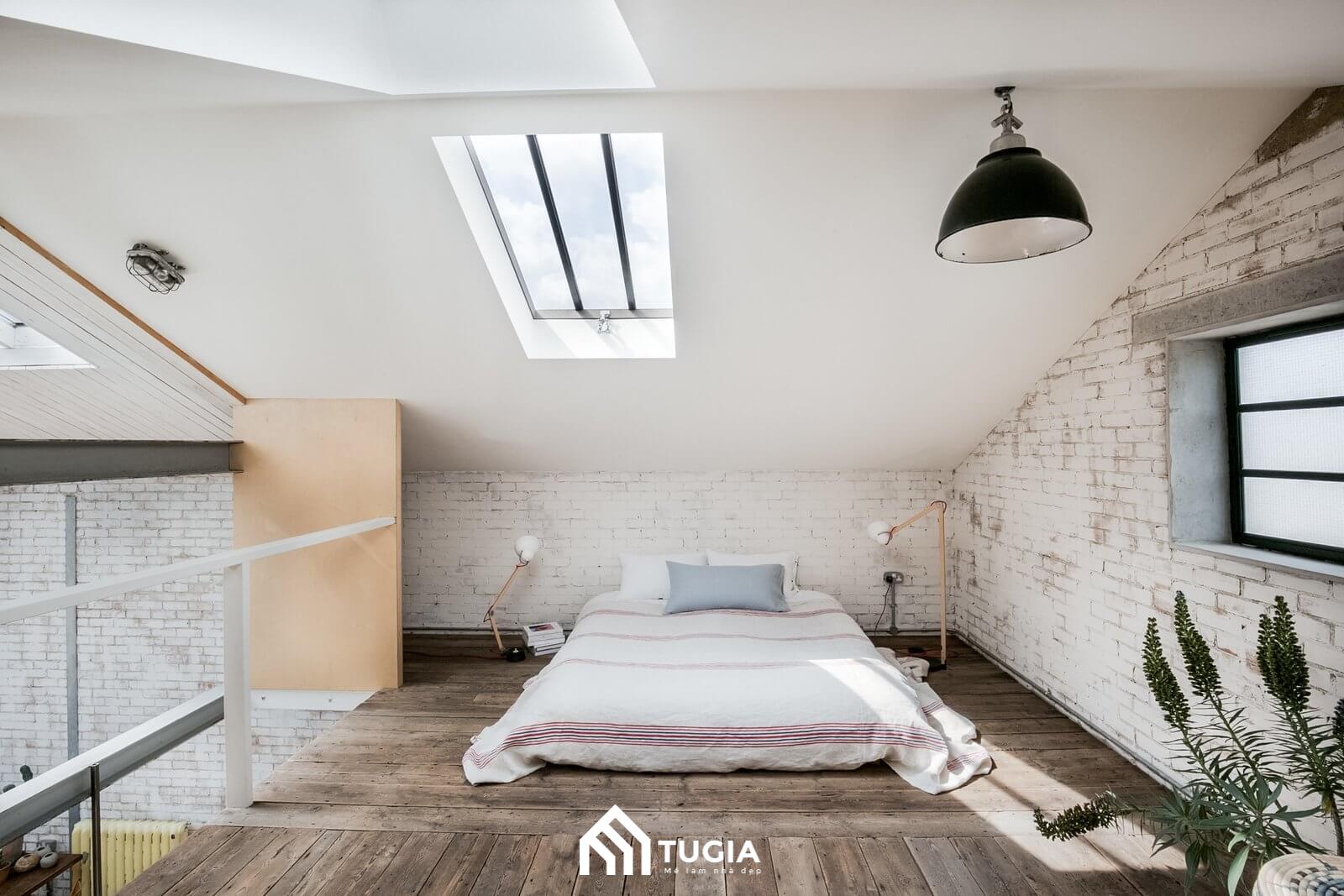 Gác lửng tận dụng để làm phòng ngủ thoái mái
