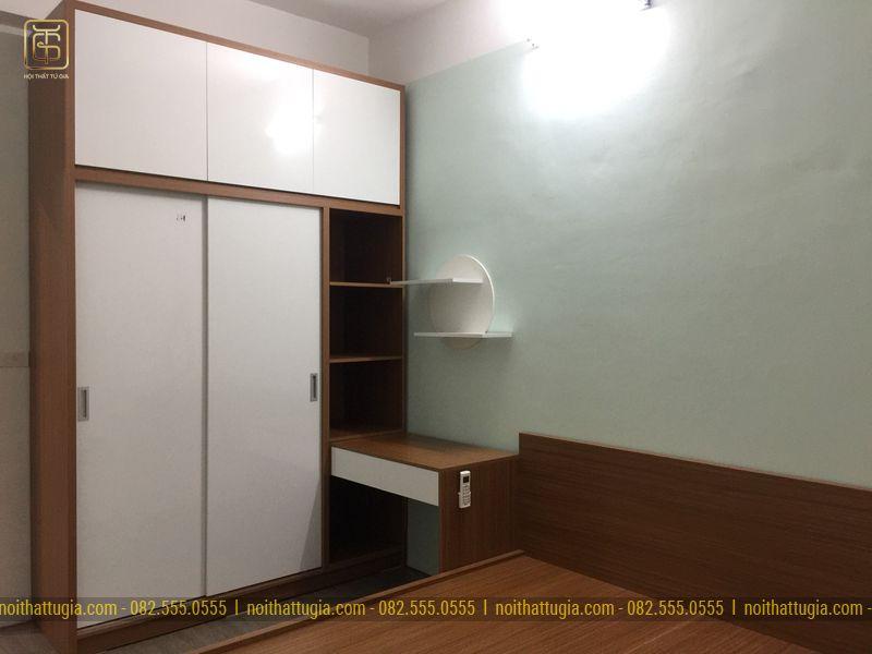 Bàn làm việc kết hợp kệ tủ thông minh bằng gỗ công nghiệp