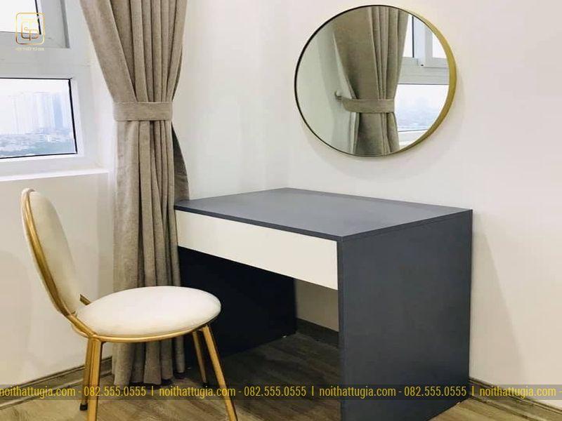 Bàn trang điểm bằng gỗ công nghiệp đơn giản mà tinh tế