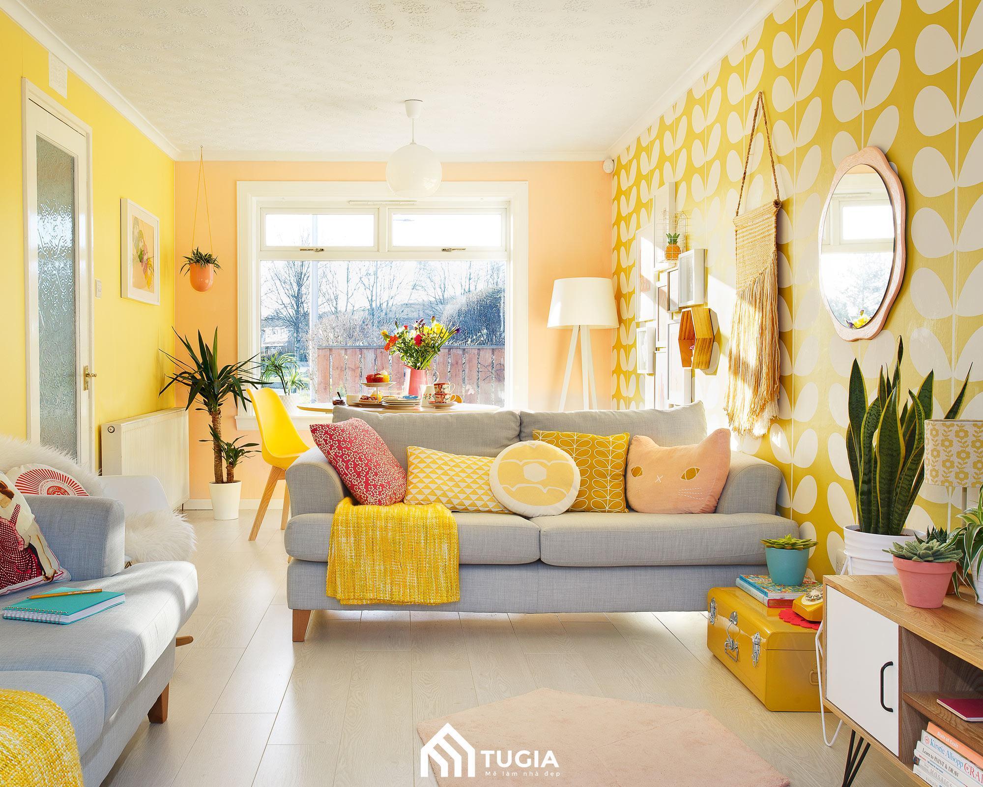 Mẫu phòng khách Vintage với tone màu trắng vàng làm điểm nhấn do Nội thất Tứ Gia thiết kế