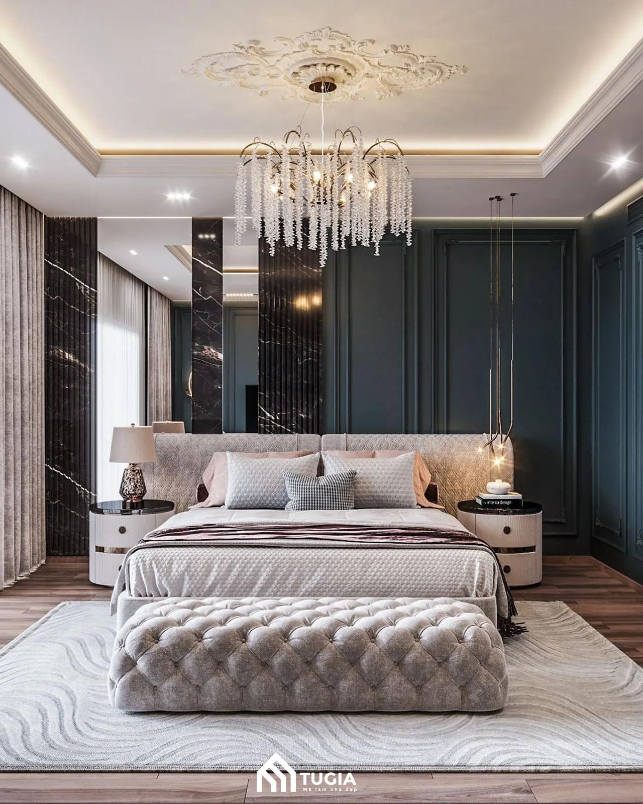 Phòng ngủ nhà ống với gam màu trang nhã đậm nét đặc trưng của phong cách Châu Âu