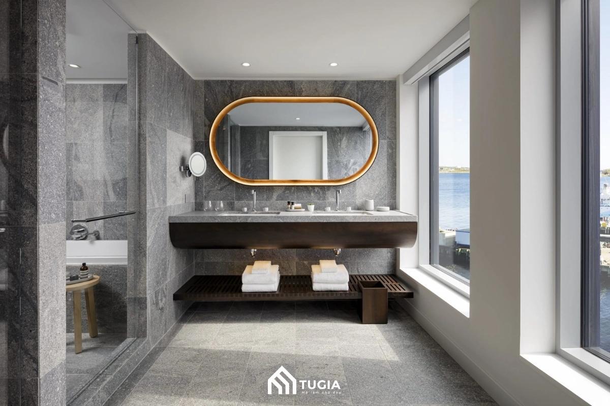 Nội thất Tứ Gia thiết kế nhà vệ sinh sang trọng được ốp bằng đá tự nhiên