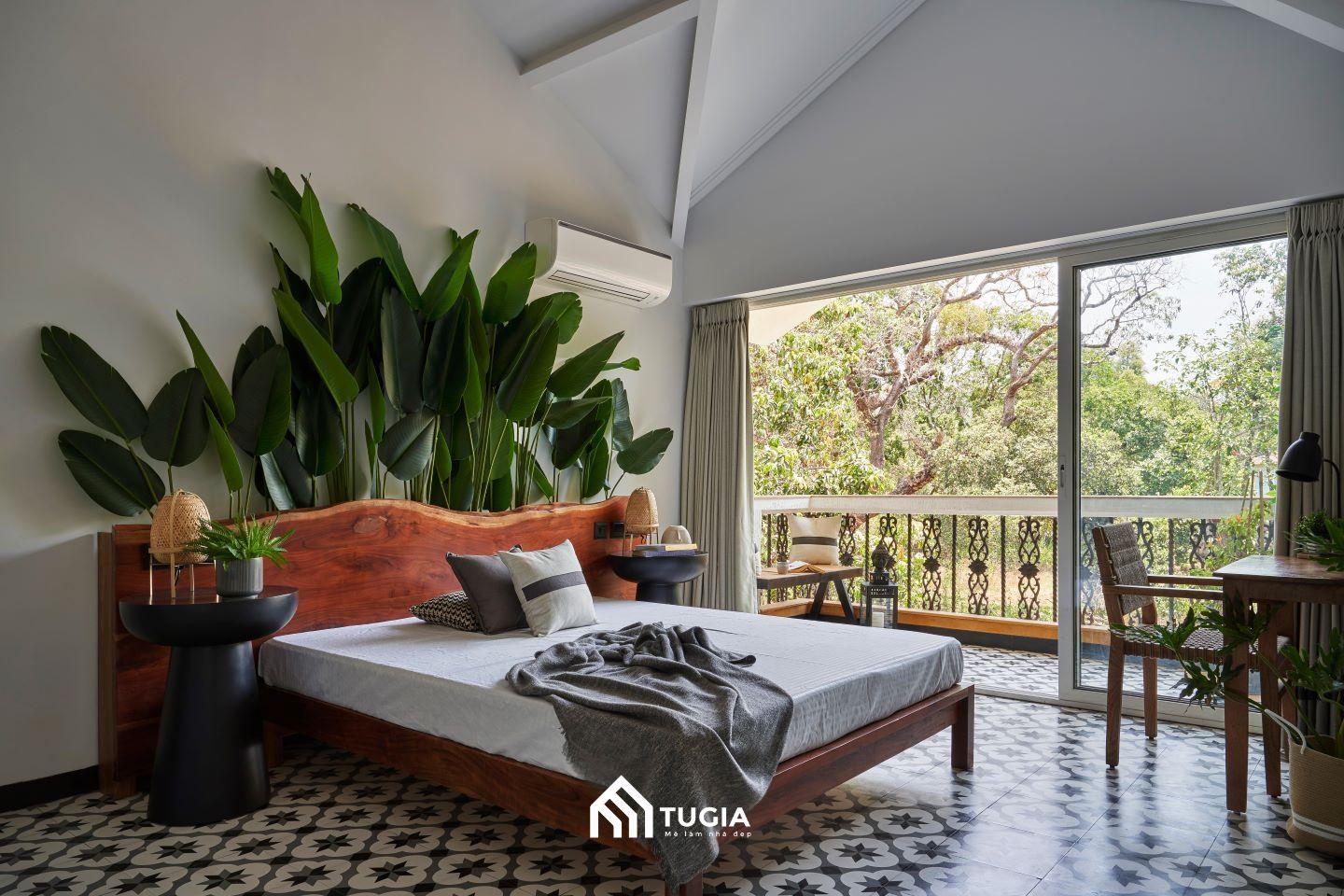 Decor phòng ngủ master với cây xanh độc đáo