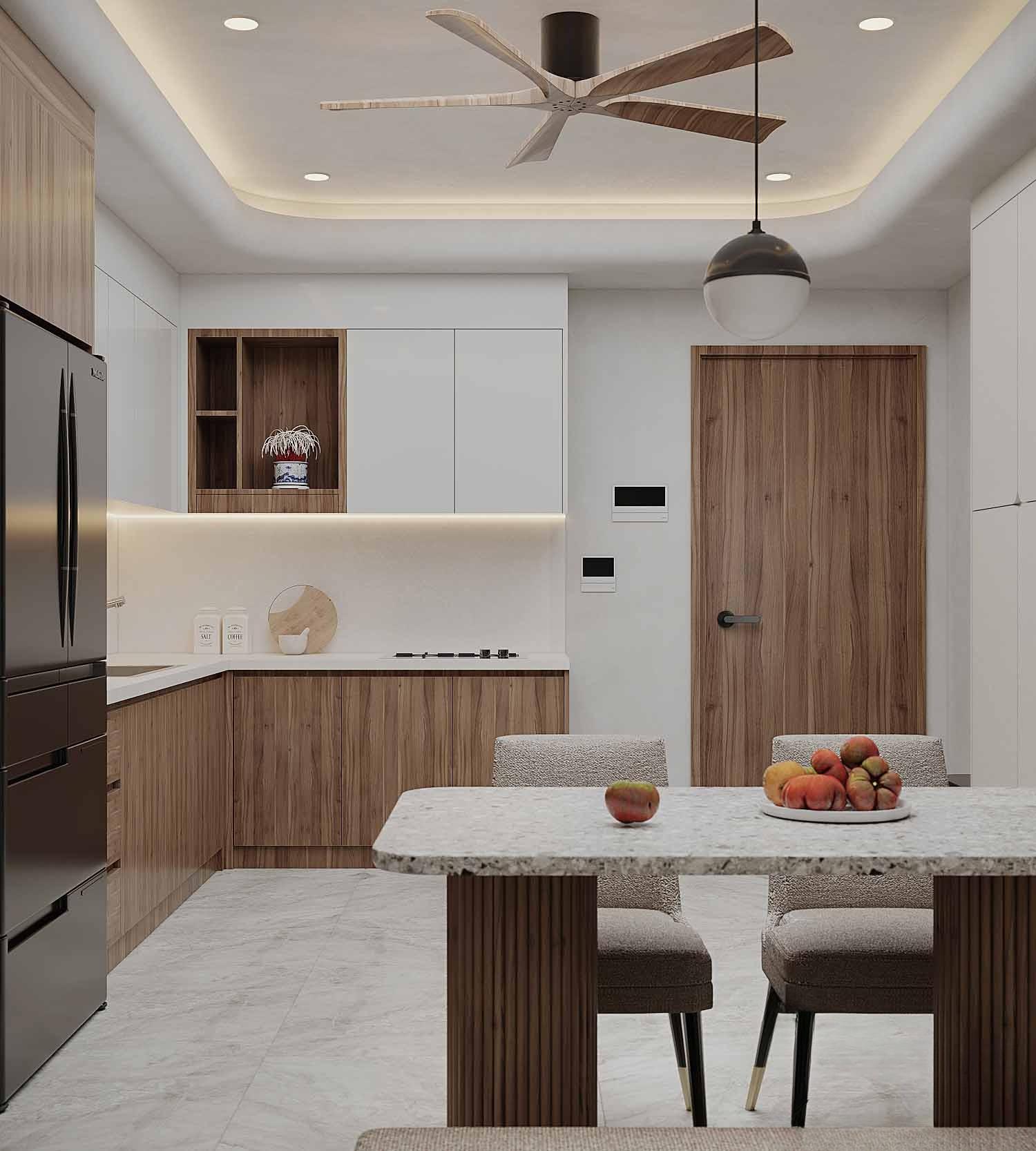 Không gian phòng bếp được bố trí bàn thờ nhỏ đảm bảo phong thủy