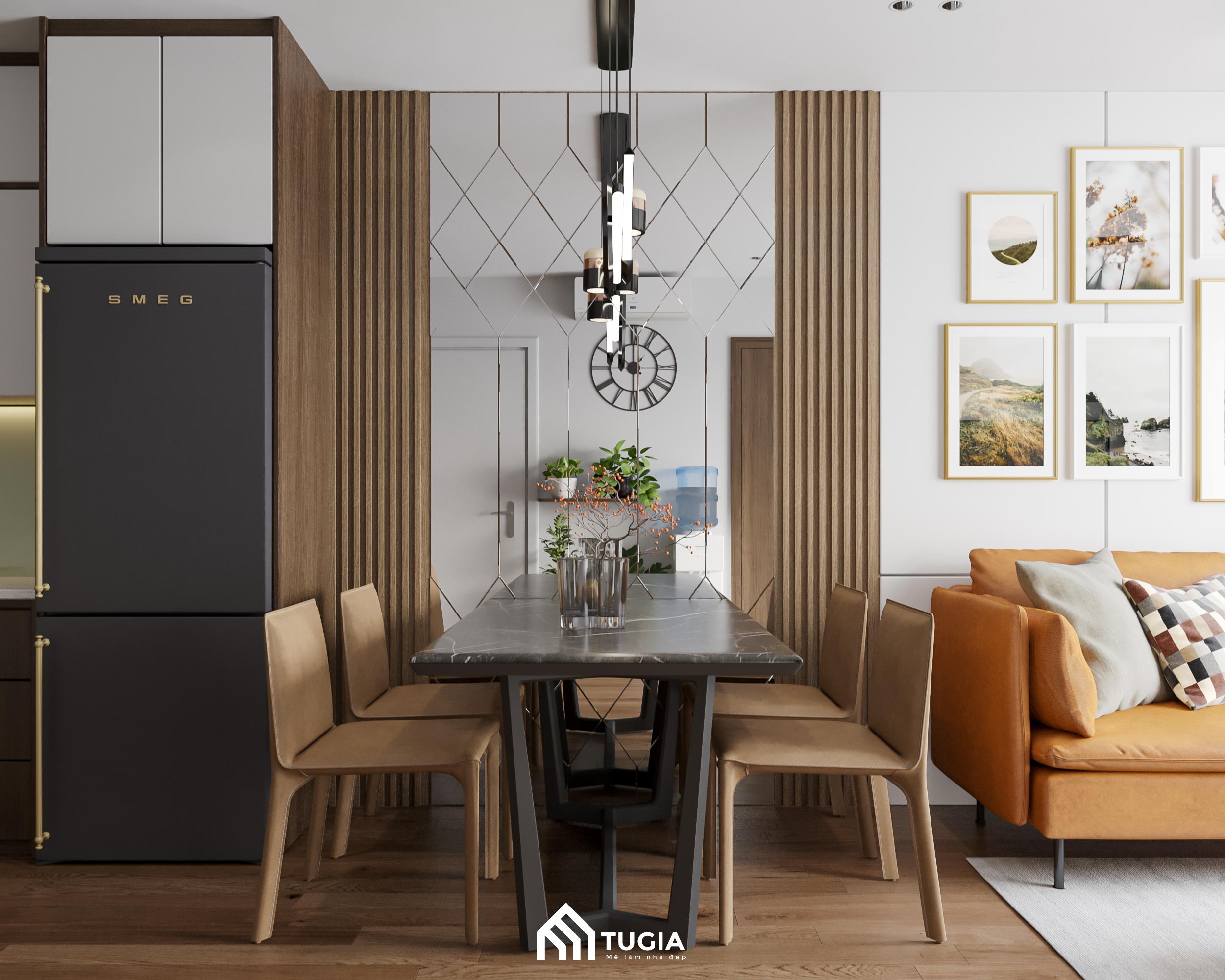 Bộ bàn ghế ăn nổi bật với điểm nhấn là hệ vách lam gỗ kết hợp gương giúp tạo cảm giác rộng rãi cho không gian