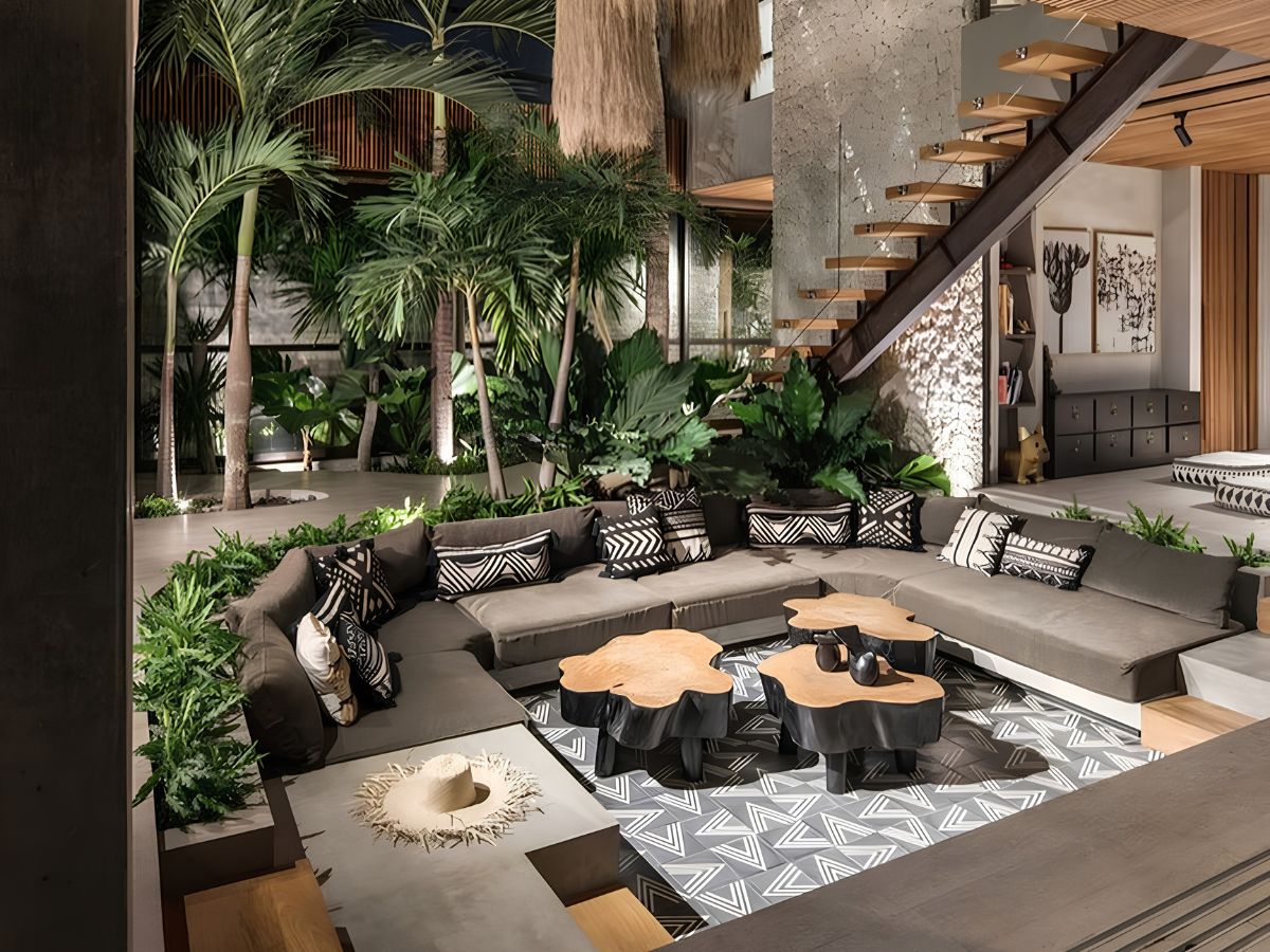 Thiết kế phong cách Tropical truyền thống kết hợp cây xanh và hoa văn thổ cẩm