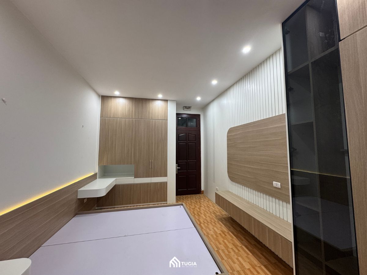 Góc nhìn toàn cảnh phòng ngủ Master hoàn thiện đồ gỗ
