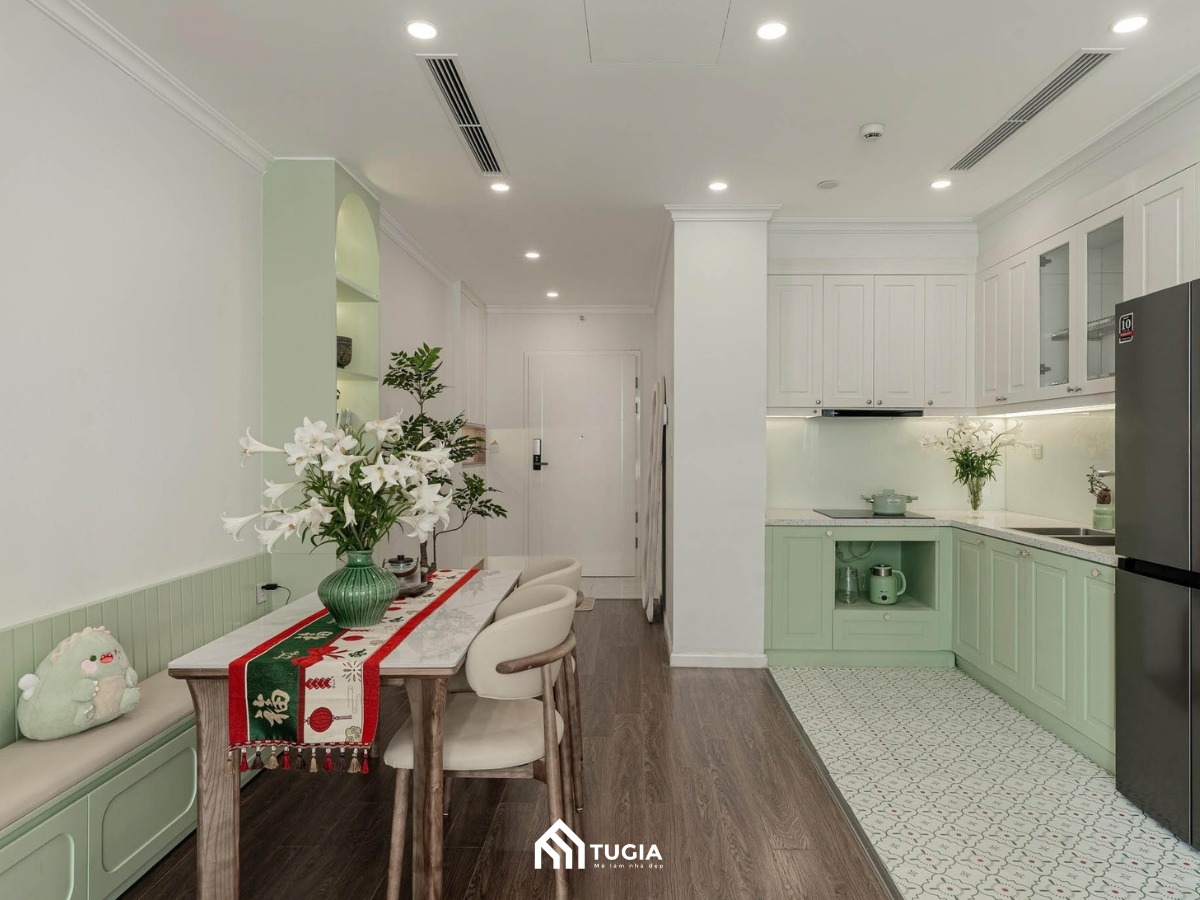 Bảng màu trắng - xanh oliu mang đến cảm giác nhẹ nhàng và thư thái cho toàn bộ không gian căn hộ 3 phòng ngủ
