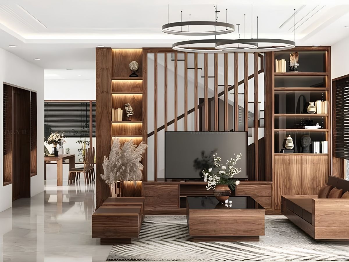 trang trí phòng khách nhà ống có cầu thang dùng vách lam gỗ óc chó