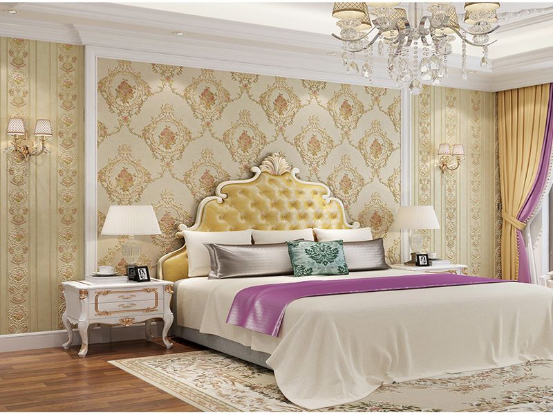 Những mẫu giấy dán tường họa tiết hoàng gia trang trí cho phòng ngủ tân cổ sang trọng
