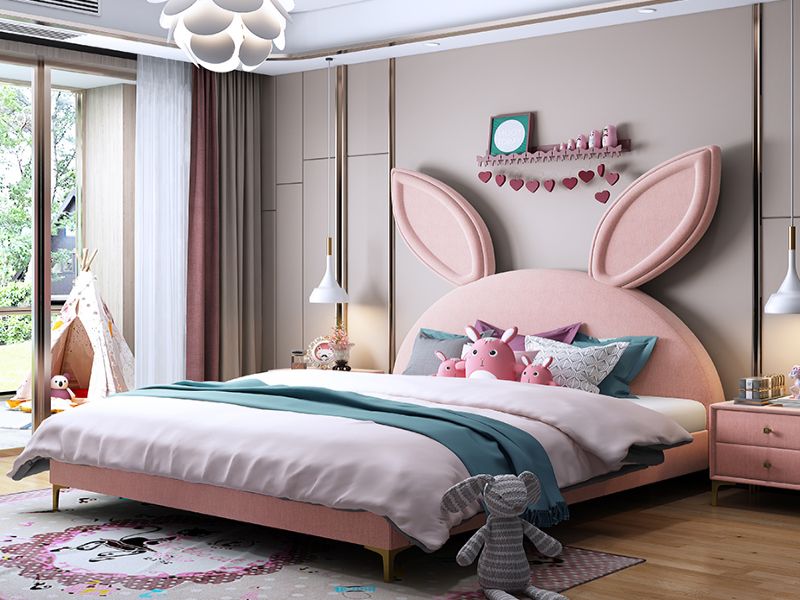 Phòng ngủ với chiếc giường bé thỏ màu hồng xinh xắn cho bé gái