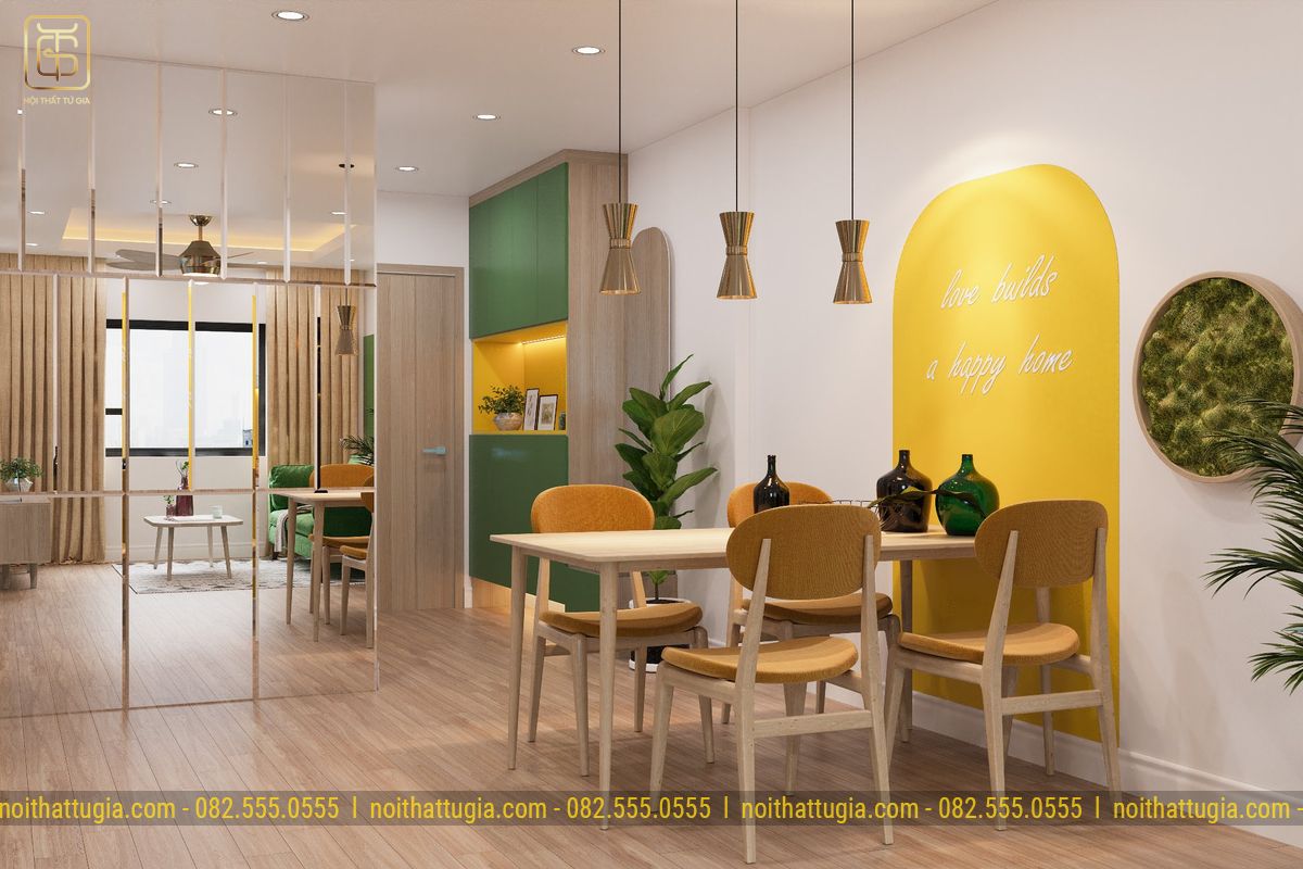 Thiết kế bàn ăn bằng gỗ Thái lan hiện đại, sang trọng đặt ngay tại bức tường sơn màu vàng nghệ thuật 