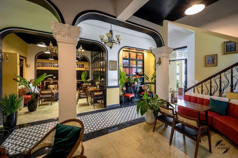 Thiết kế quán cafe theo phong cách nhiệt đới đậm chất Á Đông