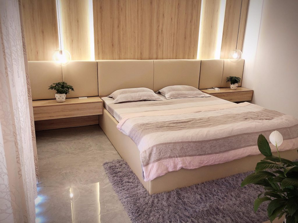 Tự decor phòng ngủ với thảm trải sàn
